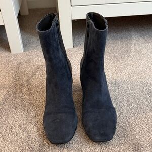 Donald J Pliner - Jia Suede Leather Textured Booties